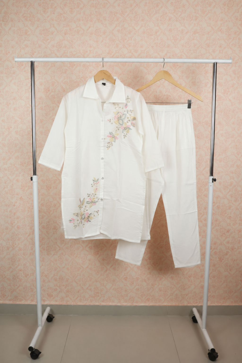 Ivory Floral Beadwork Mul Chanderi Co-ord Set