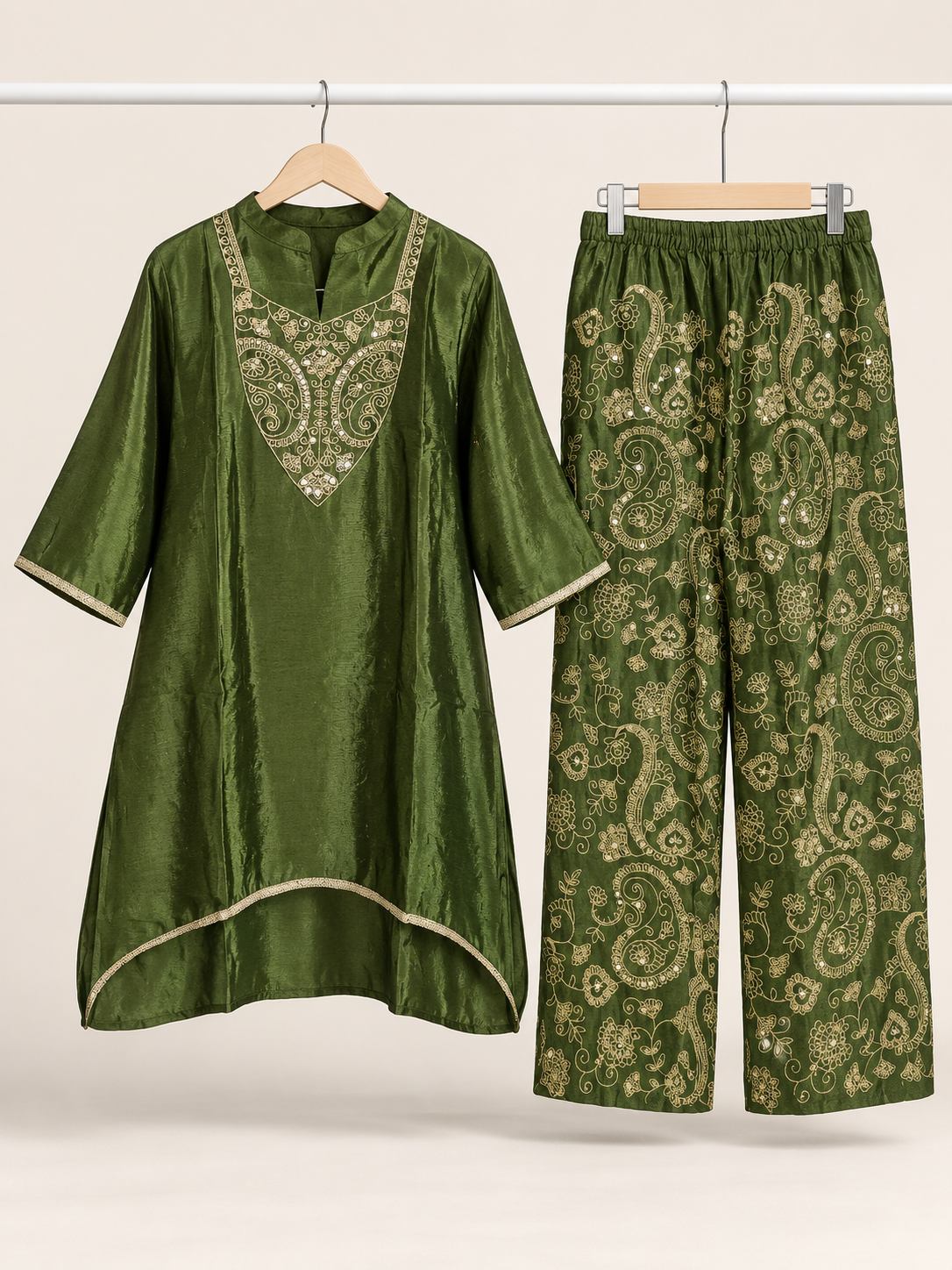 Mehendi Green Paisley Embroidered Kurta Set
